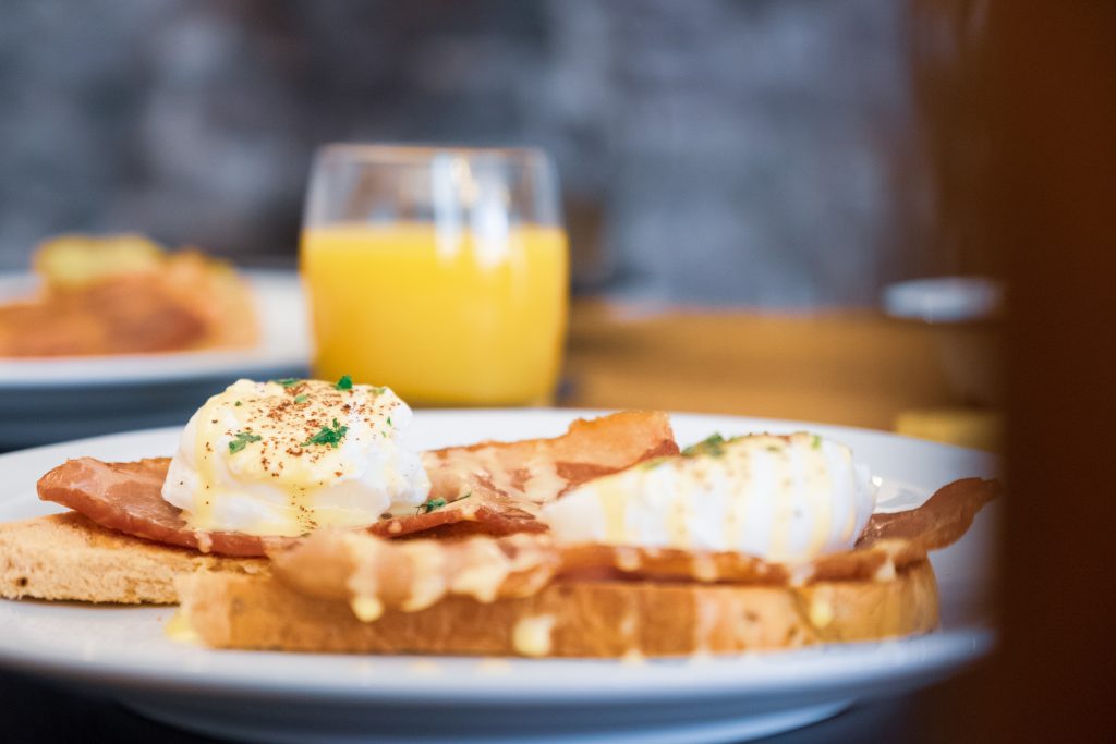 The Kings Arms Hotel, AbergavennyBreakfast The Kings Arms Hotel